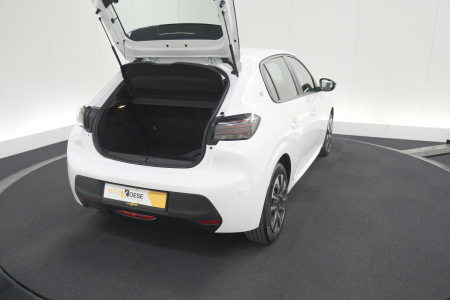 Peugeot e-208 EV Active 50 kWh | 11 KW Laadfunctie | Parkeersensoren | Apple Carplay