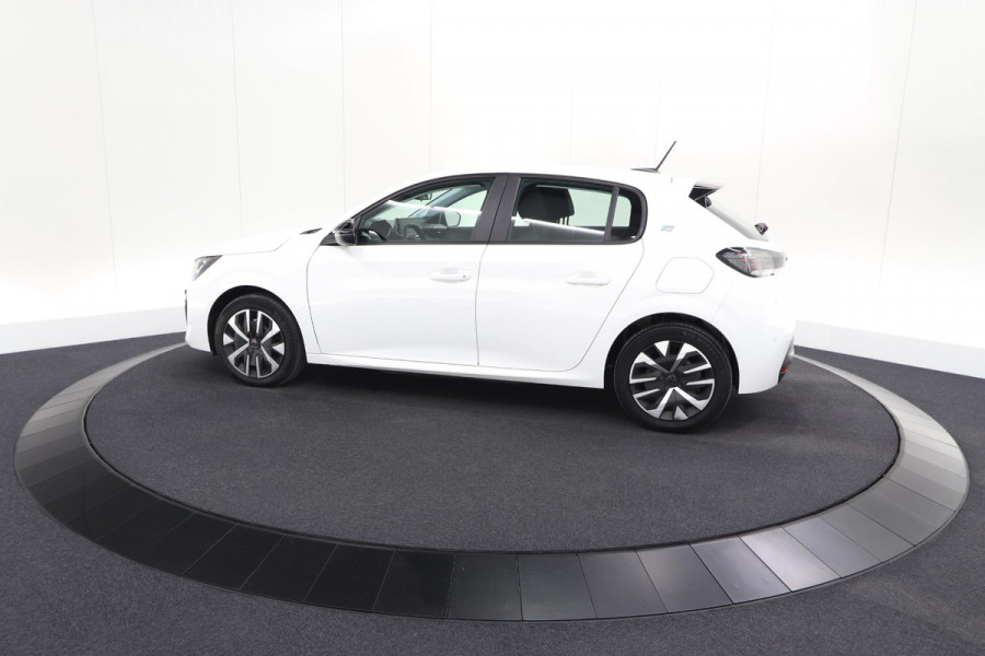 Peugeot e-208 EV Active 50 kWh | 11 KW Laadfunctie | Parkeersensoren | Apple Carplay