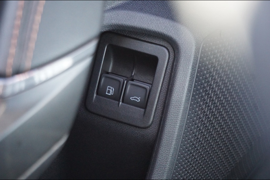 CUPRA Formentor 204PK PHEV Essential | WINTERPACK | MEEST LUXE | ACC | CAMERA