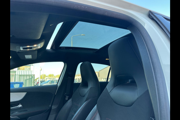 Mercedes-Benz A-Klasse 180 Business Solution AMG PANO | SFEER | CAMERA