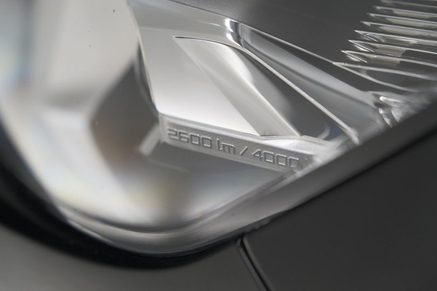 Peugeot 3008 PureTech 130 EAT8 GT Line | Trekhaak | Apple Carplay | Dodehoekdetectie | Apple Carplay