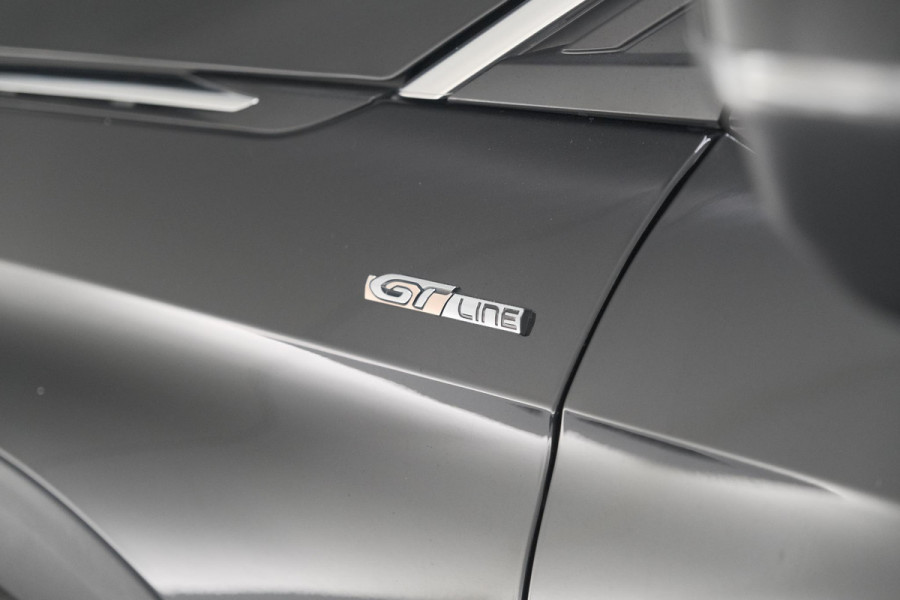 Peugeot 3008 PureTech 130 EAT8 GT Line | Trekhaak | Apple Carplay | Dodehoekdetectie | Apple Carplay