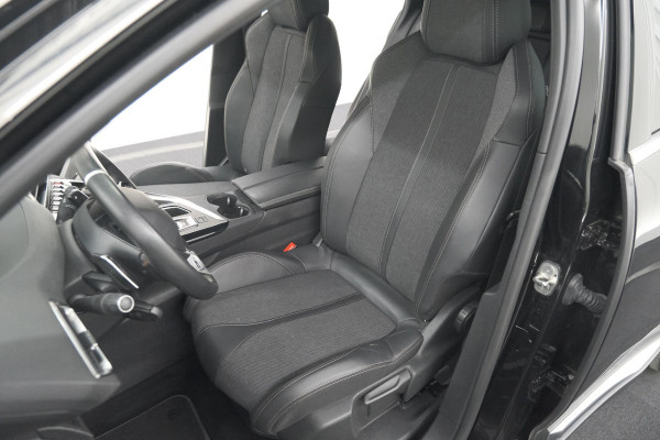 Peugeot 3008 PureTech 130 EAT8 GT Line | Trekhaak | Apple Carplay | Dodehoekdetectie | Apple Carplay