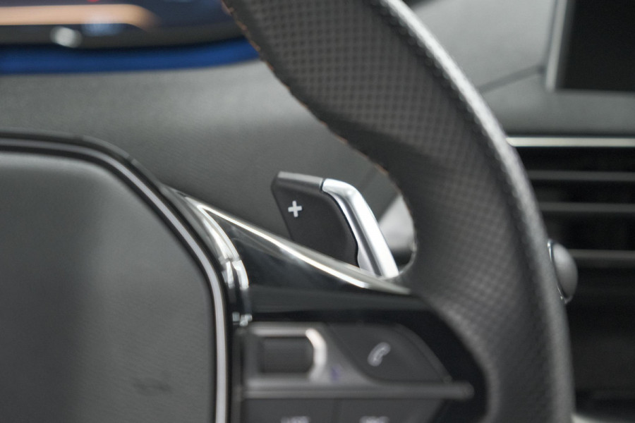 Peugeot 3008 PureTech 130 EAT8 GT Line | Trekhaak | Apple Carplay | Dodehoekdetectie | Apple Carplay