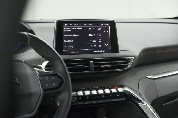 Peugeot 3008 PureTech 130 EAT8 GT Line | Trekhaak | Apple Carplay | Dodehoekdetectie | Apple Carplay