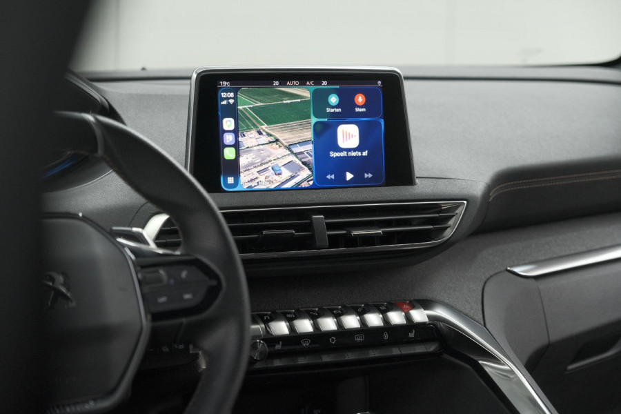 Peugeot 3008 PureTech 130 EAT8 GT Line | Trekhaak | Apple Carplay | Dodehoekdetectie | Apple Carplay