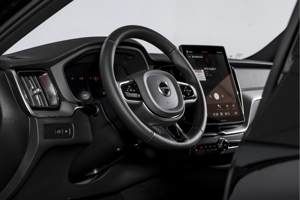 Volvo XC60 2.0 T8 Plug-in hybrid AWD Plus Black Edition | S/K Panodak | Elek. Trekhaak | 360 Camera | Head-Up | Harman/Kardon | Dig.Cockpit | Adapt.Cruise | Stoel-+Stuurverw. | NAV+App.Connect | Auto.Airco | LM 21" | 9971