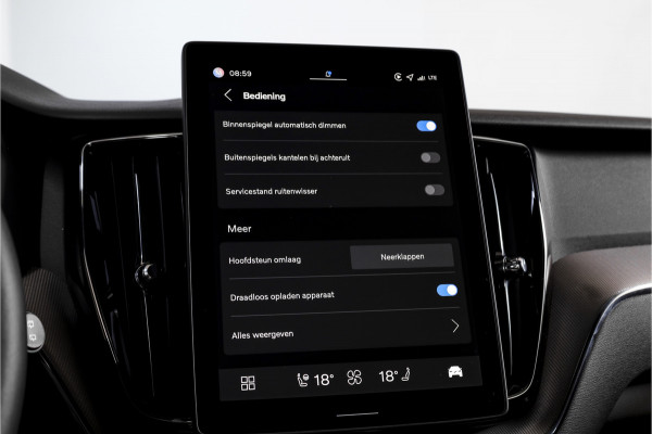 Volvo XC60 2.0 T8 Plug-in hybrid AWD Plus Black Edition | S/K Panodak | Harman/Kardon | Dig.Cockpit | Adapt.Cruise | Stoel-+Stuurverw. | Elek. stoelen | Camera | NAV+App.Connect | ECC | LM 21" | 6030