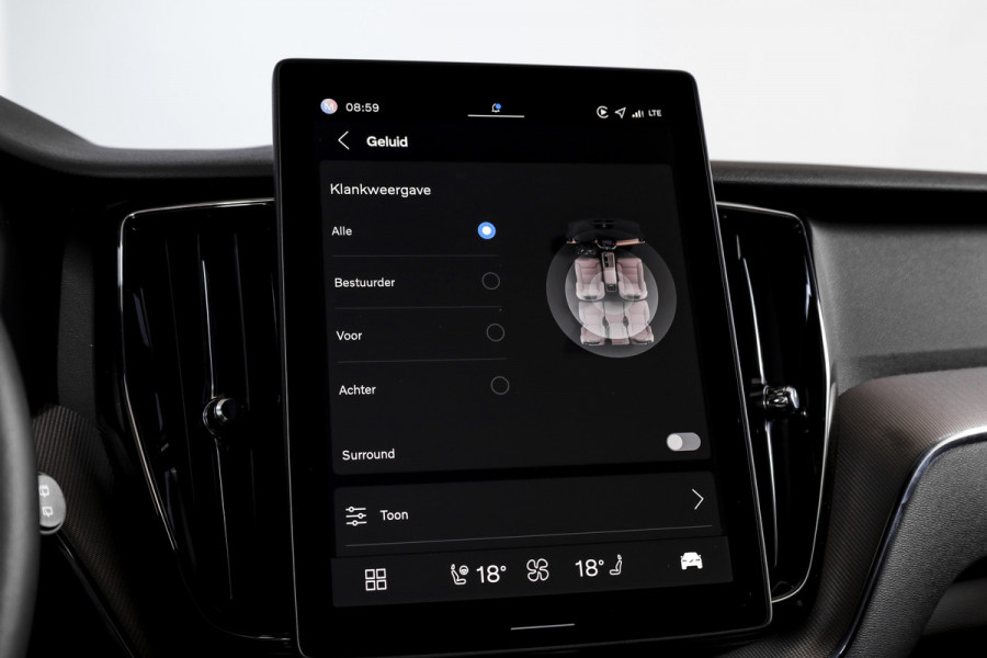 Volvo XC60 2.0 T8 Plug-in hybrid AWD Plus Black Edition | S/K Panodak | Harman/Kardon | Dig.Cockpit | Adapt.Cruise | Stoel-+Stuurverw. | Elek. stoelen | Camera | NAV+App.Connect | ECC | LM 21" | 6030