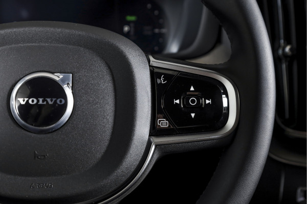 Volvo XC60 2.0 T8 Plug-in hybrid AWD Plus Black Edition | S/K Panodak | Harman/Kardon | Dig.Cockpit | Adapt.Cruise | Stoel-+Stuurverw. | Elek. stoelen | Camera | NAV+App.Connect | ECC | LM 21" | 6030