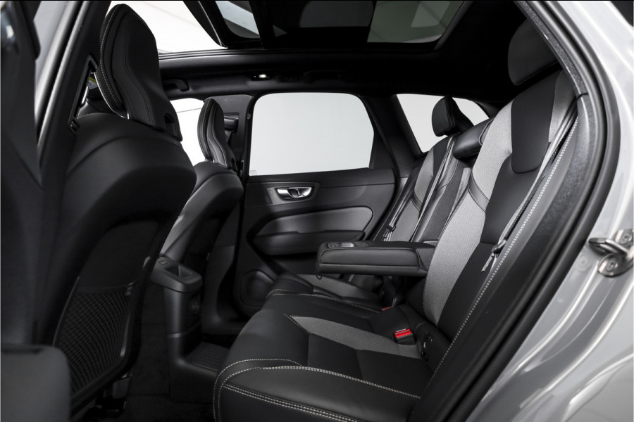 Volvo XC60 2.0 T8 Plug-in hybrid AWD Plus Black Edition | S/K Panodak | Harman/Kardon | Dig.Cockpit | Adapt.Cruise | Stoel-+Stuurverw. | Elek. stoelen | Camera | NAV+App.Connect | ECC | LM 21" | 6030