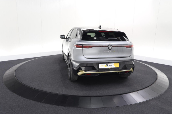 Renault Mégane E-Tech EV60 Optimum Charge Iconic | Adaptieve Cruise Control | Winterpakket | Dodehoekdetectie | Harman Kardon