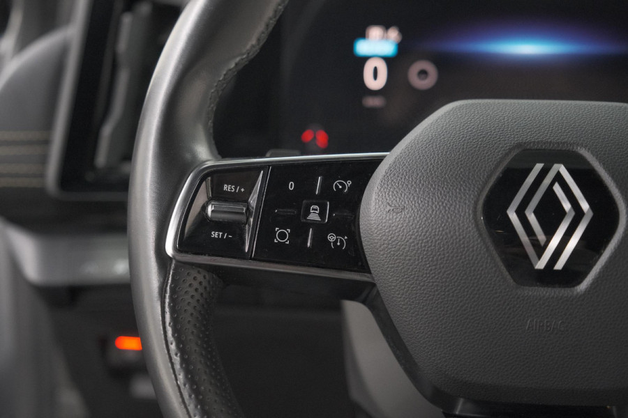 Renault Mégane E-Tech EV60 Optimum Charge Iconic | Adaptieve Cruise Control | Winterpakket | Dodehoekdetectie | Harman Kardon