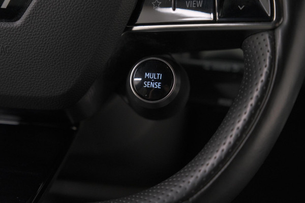 Renault Mégane E-Tech EV60 Optimum Charge Iconic | Adaptieve Cruise Control | Winterpakket | Dodehoekdetectie | Harman Kardon