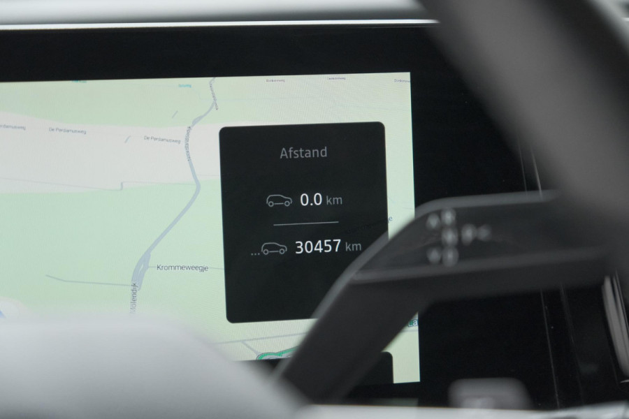 Renault Mégane E-Tech EV60 Optimum Charge Iconic | Adaptieve Cruise Control | Winterpakket | Dodehoekdetectie | Harman Kardon