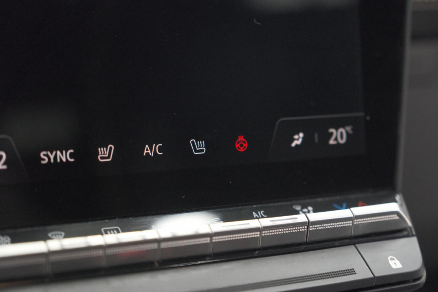 Renault Mégane E-Tech EV60 Optimum Charge Iconic | Adaptieve Cruise Control | Winterpakket | Dodehoekdetectie | Harman Kardon