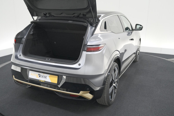 Renault Mégane E-Tech EV60 Optimum Charge Iconic | Adaptieve Cruise Control | Winterpakket | Dodehoekdetectie | Harman Kardon