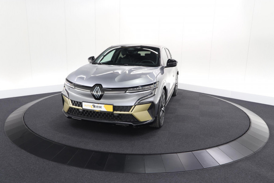 Renault Mégane E-Tech EV60 Optimum Charge Iconic | Adaptieve Cruise Control | Winterpakket | Dodehoekdetectie | Harman Kardon