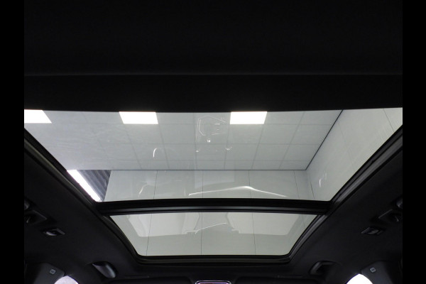 Lynk & Co 01 1.5 PHEV BlackLine ZWARTE HEMEL/360CAM/SCHUIFDAK/LED/20"LMV!