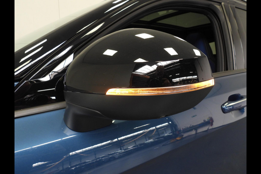Lynk & Co 01 1.5 PHEV BlackLine ZWARTE HEMEL/360CAM/SCHUIFDAK/LED/20"LMV!