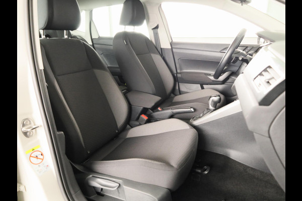 Volkswagen Polo 1.0 TSI Life 95 pk Automaat (DSG) | Navigatie | Parkeersensoren | Stoelverwarming | LED koplampen | Apple Carplay/Android Auto |