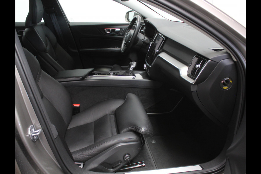 Volvo V60 2.0 T4 Inscription CARPLAY | CRUISE | CAMERA | ELECSTOEL | POLESTAR ENGINEERD | LMV19 | LEDER | STOELVERW | CLIMATE | LED