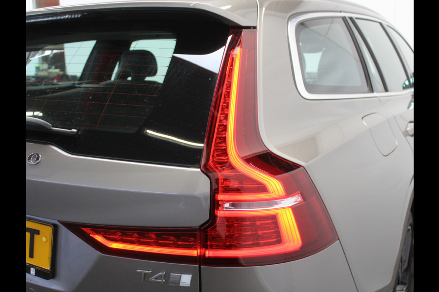 Volvo V60 2.0 T4 Inscription CARPLAY | CRUISE | CAMERA | ELECSTOEL | POLESTAR ENGINEERD | LMV19 | LEDER | STOELVERW | CLIMATE | LED