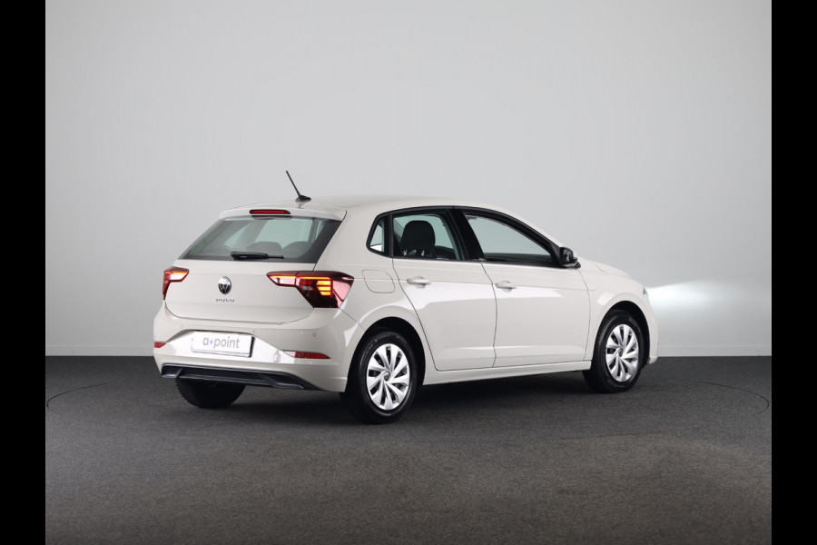 Volkswagen Polo 1.0 TSI Life 95 pk Automaat (DSG) | Navigatie | Parkeersensoren | Stoelverwarming | LED koplampen | Apple Carplay/Android Auto |