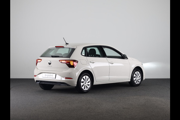Volkswagen Polo 1.0 TSI Life 95 pk Automaat (DSG) | Navigatie | Parkeersensoren | Stoelverwarming | LED koplampen | Apple Carplay/Android Auto |