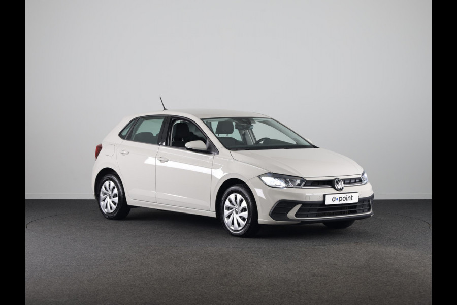 Volkswagen Polo 1.0 TSI Life 95 pk Automaat (DSG) | Navigatie | Parkeersensoren | Stoelverwarming | LED koplampen | Apple Carplay/Android Auto |