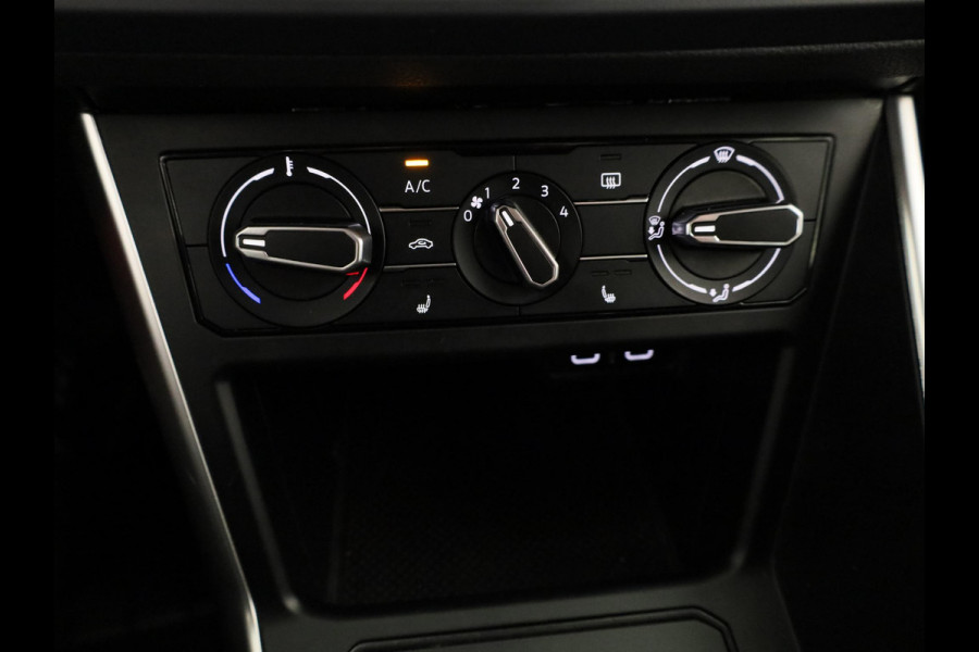 Volkswagen Polo 1.0 TSI Life 95 pk Automaat (DSG) | Navigatie | Parkeersensoren | Stoelverwarming | LED koplampen | Apple Carplay/Android Auto |