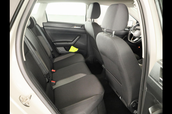 Volkswagen Polo 1.0 TSI Life 95 pk Automaat (DSG) | Navigatie | Parkeersensoren | Stoelverwarming | LED koplampen | Apple Carplay/Android Auto |