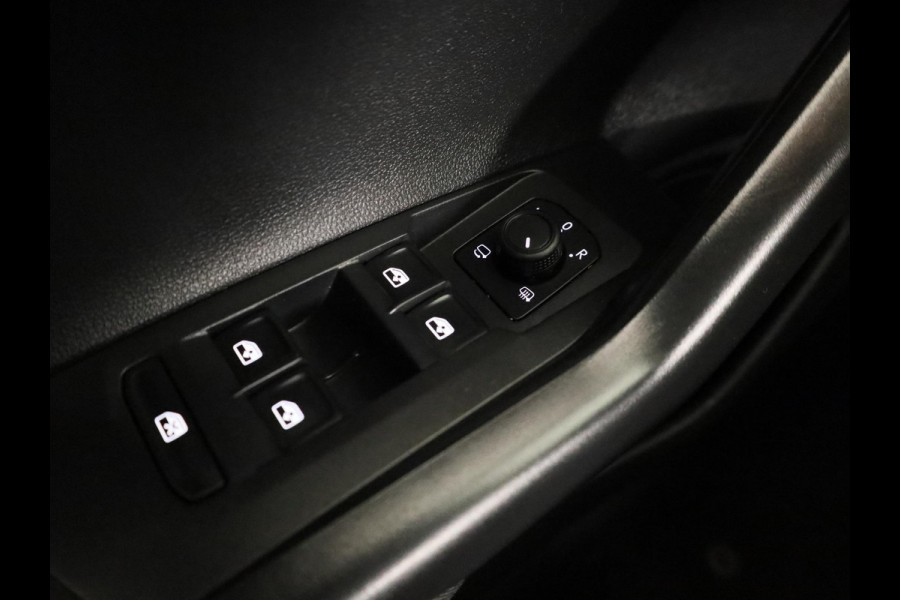 Volkswagen Polo 1.0 TSI Life 95 pk Automaat (DSG) | Navigatie | Parkeersensoren | Stoelverwarming | LED koplampen | Apple Carplay/Android Auto |