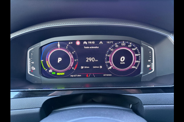 Volkswagen Arteon 1.4TSI Hybrid R-Line | Pano | Virtual |HUD