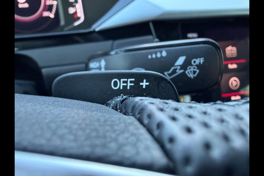 Volkswagen Arteon 1.4TSI Hybrid R-Line | Pano | Virtual |HUD