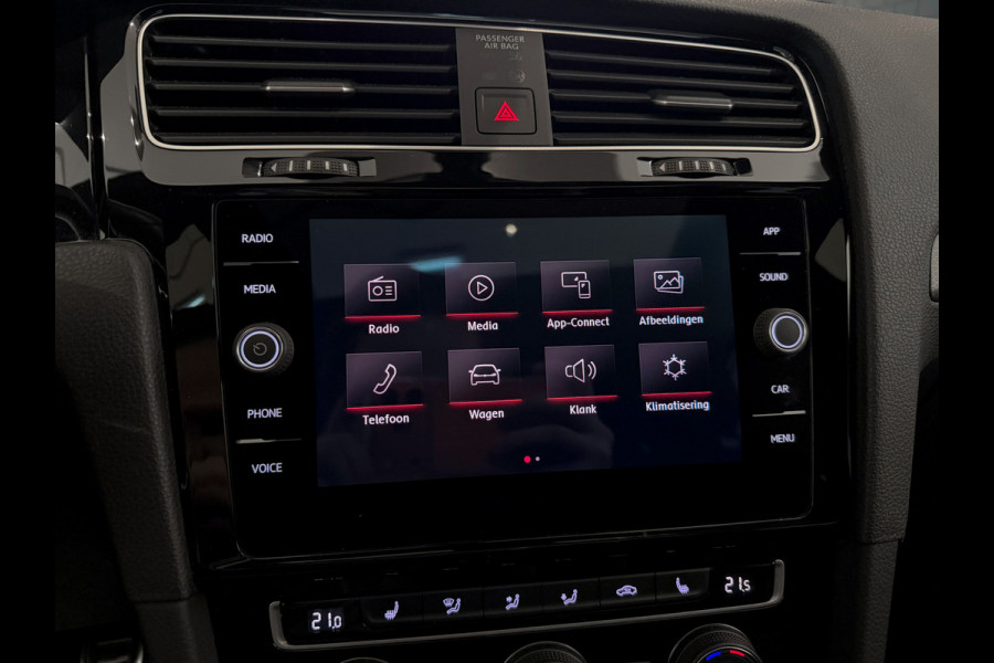 Volkswagen Golf 2.0 TSI GTI Performance |Panorama|Keyless|Carplay|LE