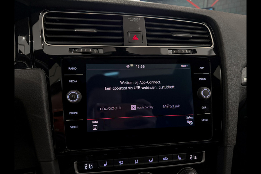 Volkswagen Golf 2.0 TSI GTI Performance |Panorama|Keyless|Carplay|LE