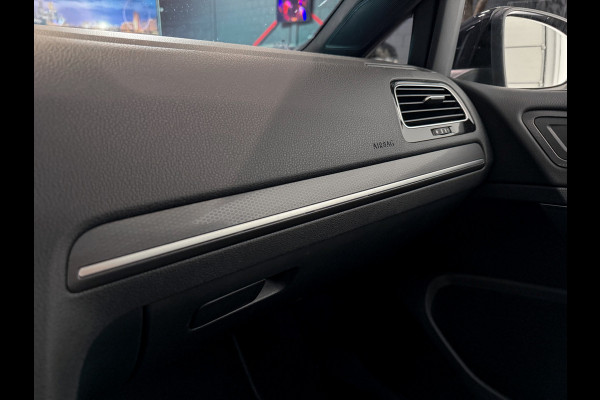 Volkswagen Golf 2.0 TSI GTI Performance |Panorama|Keyless|Carplay|LE