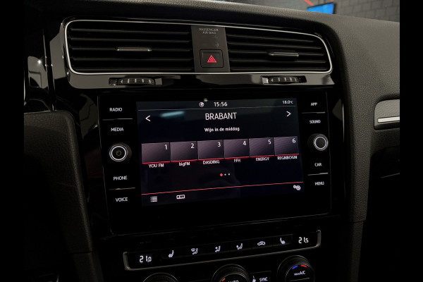 Volkswagen Golf 2.0 TSI GTI Performance |Panorama|Keyless|Carplay|LE