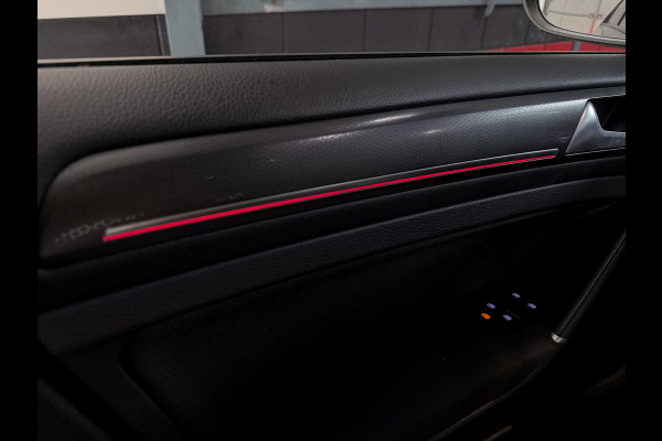 Volkswagen Golf 2.0 TSI GTI Performance |Panorama|Keyless|Carplay|LE