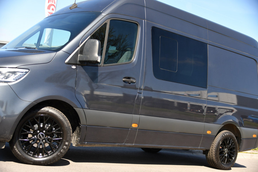 Mercedes-Benz Sprinter 319 V6 3.0 CDI L2H2 DC PB Edition Cruise, 360 Camera, Carplay, LED, 190pk, Virtual, Geveerde stoel, NAVI, Automaat, Uniek!