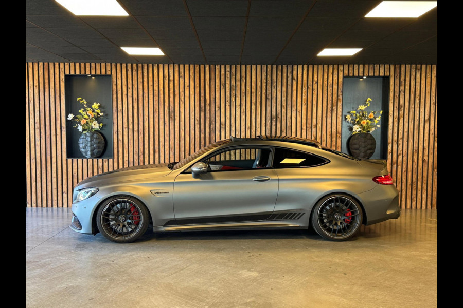 Mercedes-Benz C-Klasse Coupé AMG 63 S / Carbon / Burmester / Memory / Pano / Performance stoelen / Designo / Camera