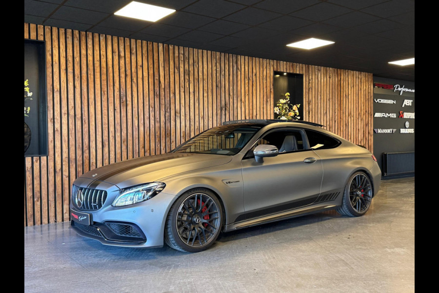 Mercedes-Benz C-Klasse Coupé AMG 63 S / Carbon / Burmester / Memory / Pano / Performance stoelen / Designo / Camera