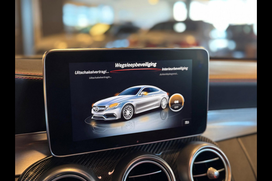 Mercedes-Benz C-Klasse Coupé AMG 63 S / Carbon / Burmester / Memory / Pano / Performance stoelen / Designo / Camera