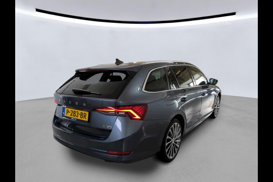 Škoda Octavia Combi 1.5 e-TSI Business Edition Plus NL-AUTO | PANODAK | STOELVERWARMING | ELEKTR. KLEP