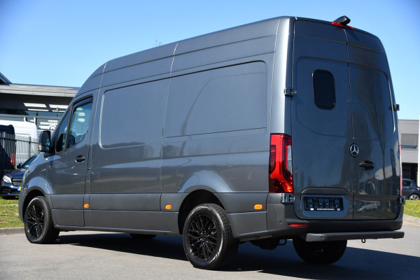 Mercedes-Benz Sprinter 319 V6 3.0 CDI L2H2 PB Edition MARGE! Adaptieve Cruise, Camera, Carplay, 190pk, LED, Stoelverwarming, Multimedia, Automaat, Uniek!