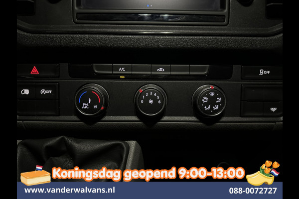 Volkswagen Crafter 2.0 TDI 140pk L3H3 L2H2 Euro6 Airco | Navigatie | Apple Carplay | Cruisecontrol Android Auto, Bijrijdersbank, 3000kg trekvermogen, zilver