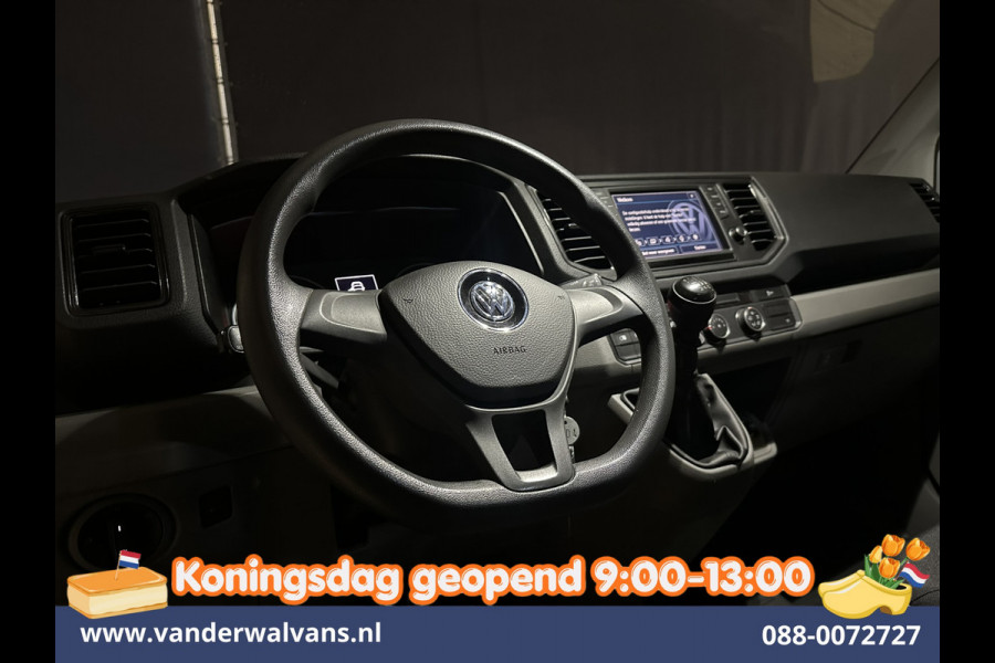 Volkswagen Crafter 2.0 TDI 140pk L3H3 L2H2 Euro6 Airco | Navigatie | Apple Carplay | Cruisecontrol Android Auto, Bijrijdersbank, 3000kg trekvermogen, zilver