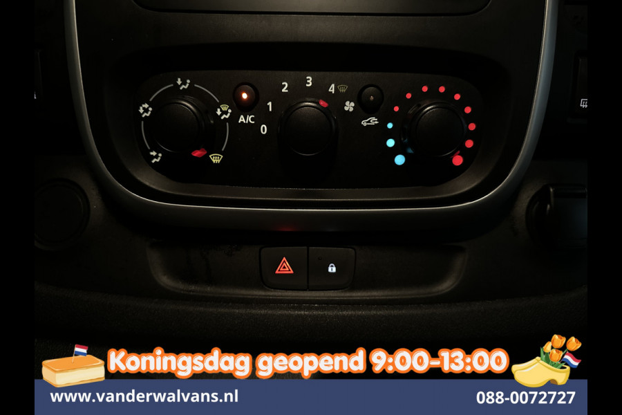 Renault Trafic 1.6 dCi L1H1 Euro6 Airco | Navigatie | Cruisecontrol | Trekhaak | Parkeersensoren Bijrijdersbank