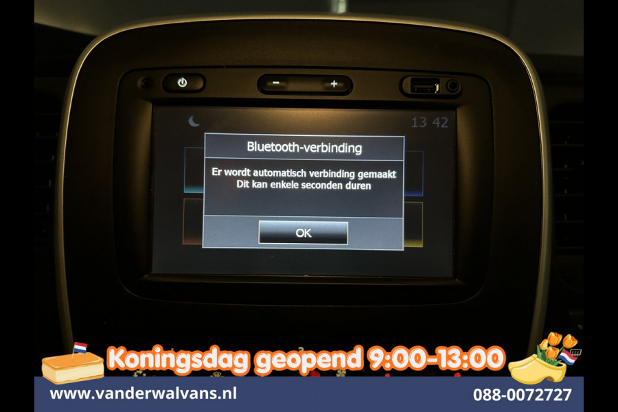 Renault Trafic 1.6 dCi L1H1 Euro6 Airco | Navigatie | Cruisecontrol | Trekhaak | Parkeersensoren Bijrijdersbank
